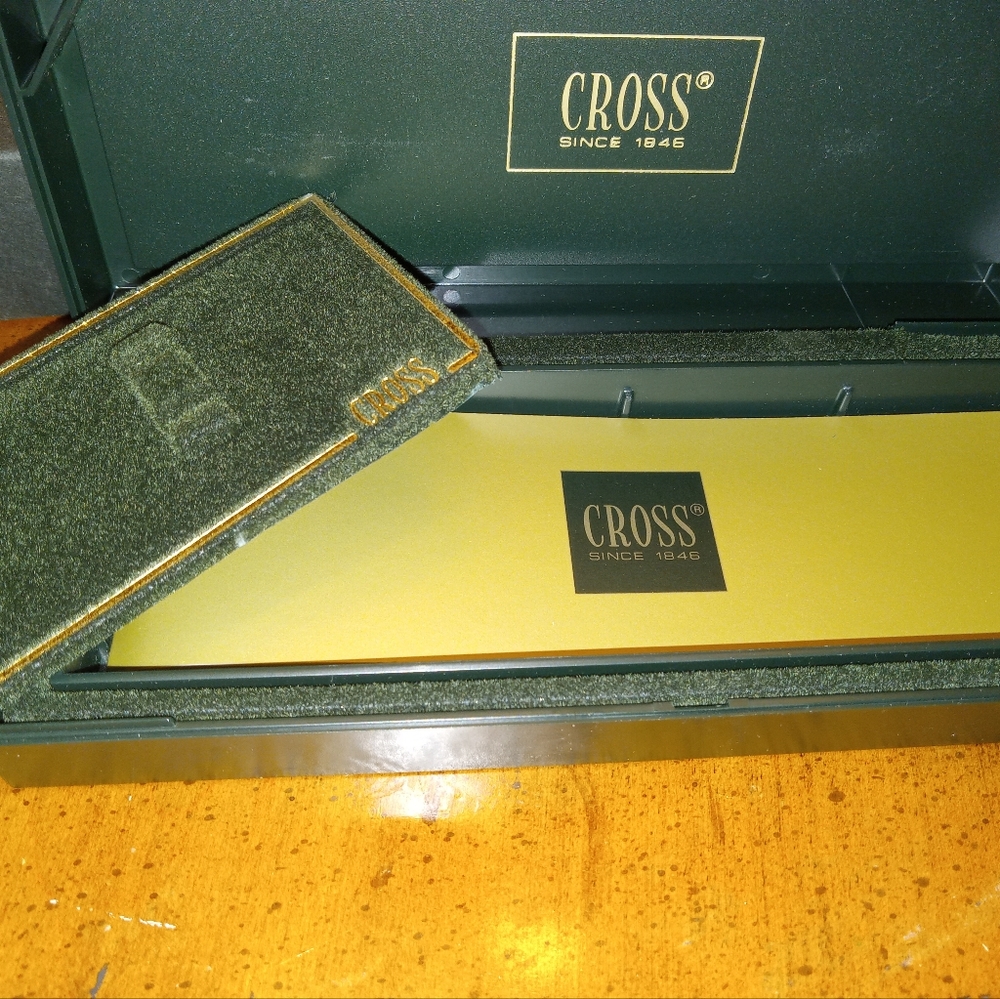 Cross Box - Picture 5 of 16